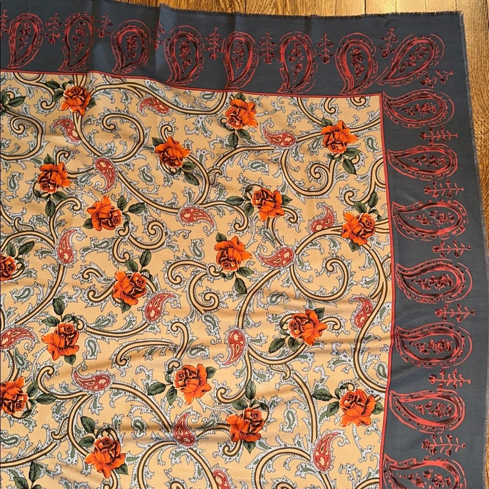 Vtg Filene’s Basement Very, Very Large Gray & Orange‎ Floral Paisley Square Wrap